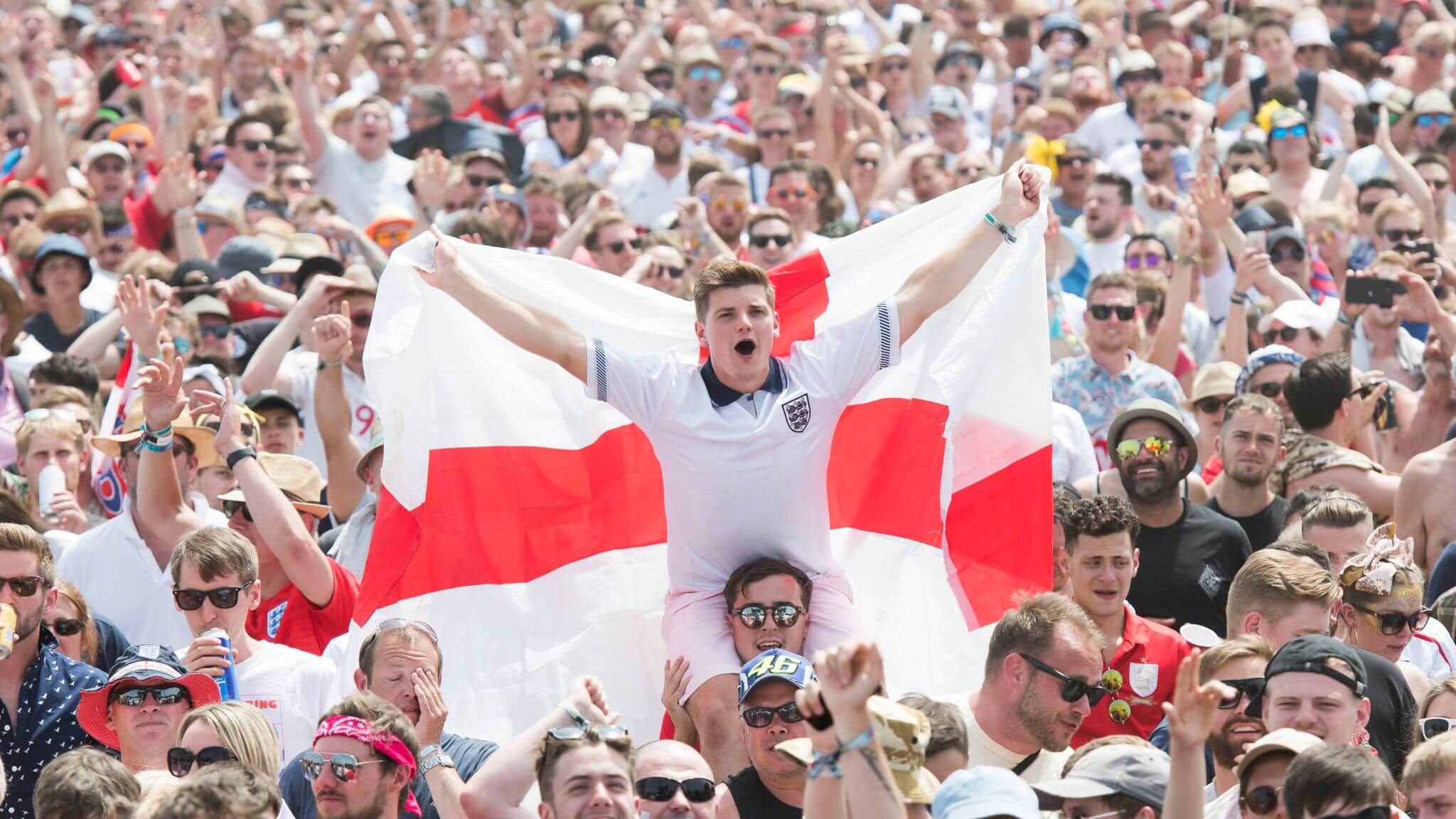 2 Game – Follow England Package